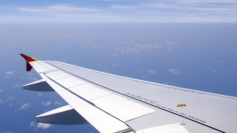 5 travel beauty essentials to conquer jet lag image