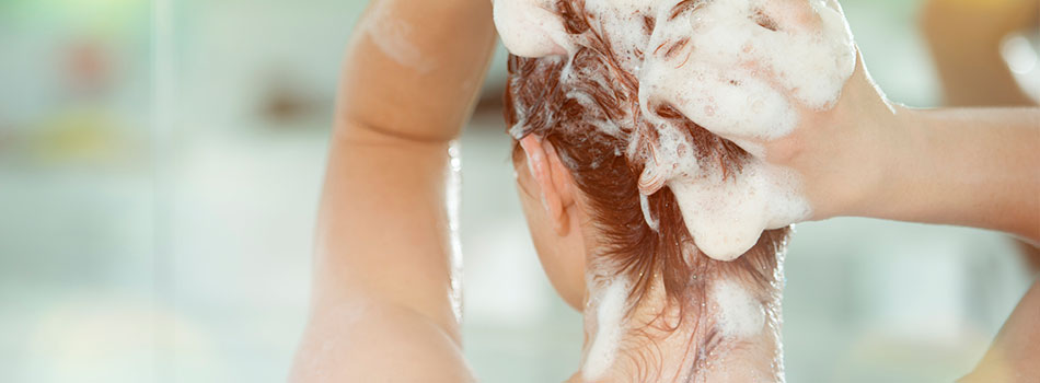 Blog Hvorfor du bør skifte til en shampoo uden